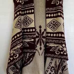 Ci Sono Burgundy and Cream Cardigan Sweater with Geometric Pattern